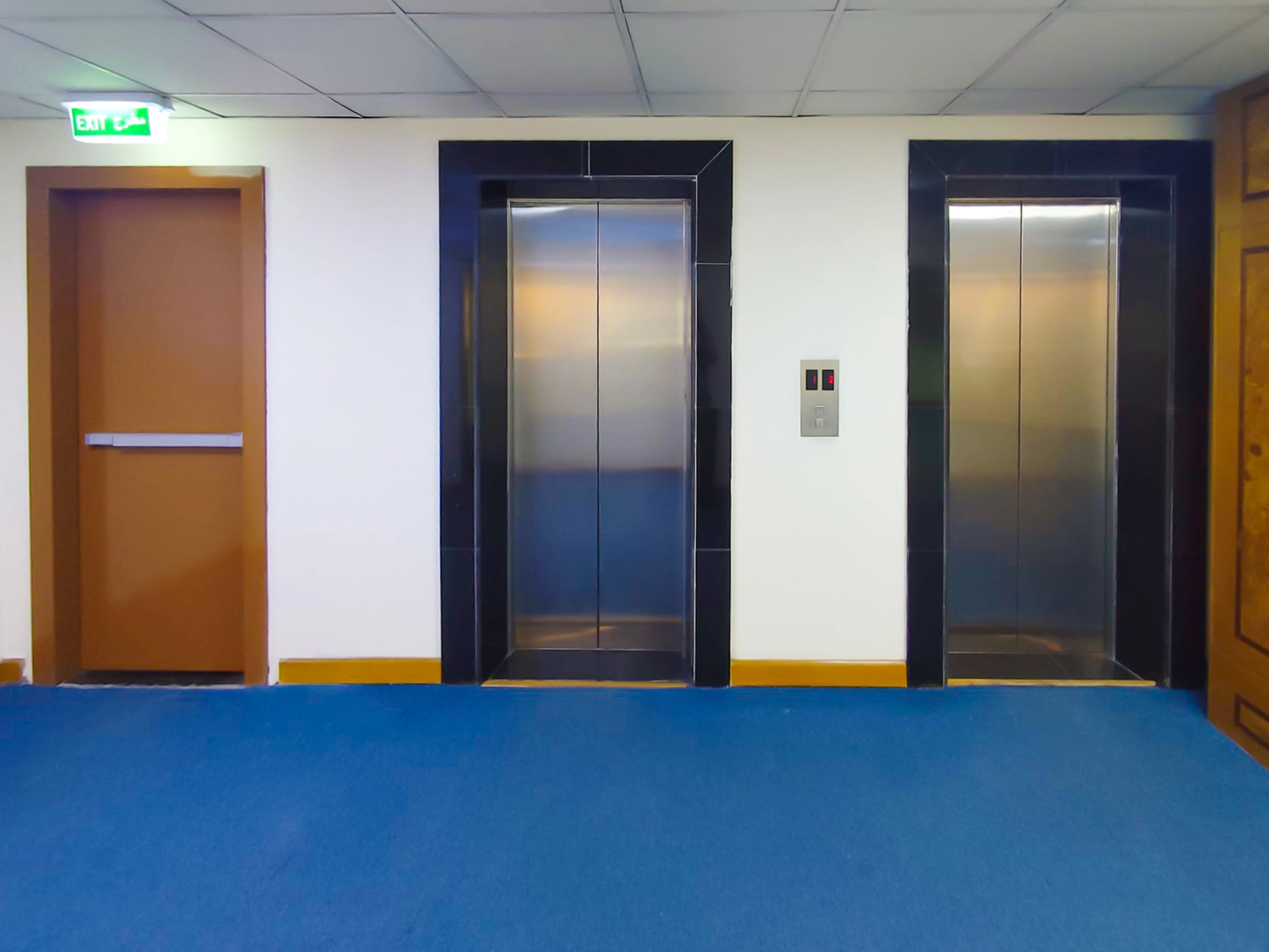 مساحة مكتب أنيقة في الهلال | للإيجار الآن