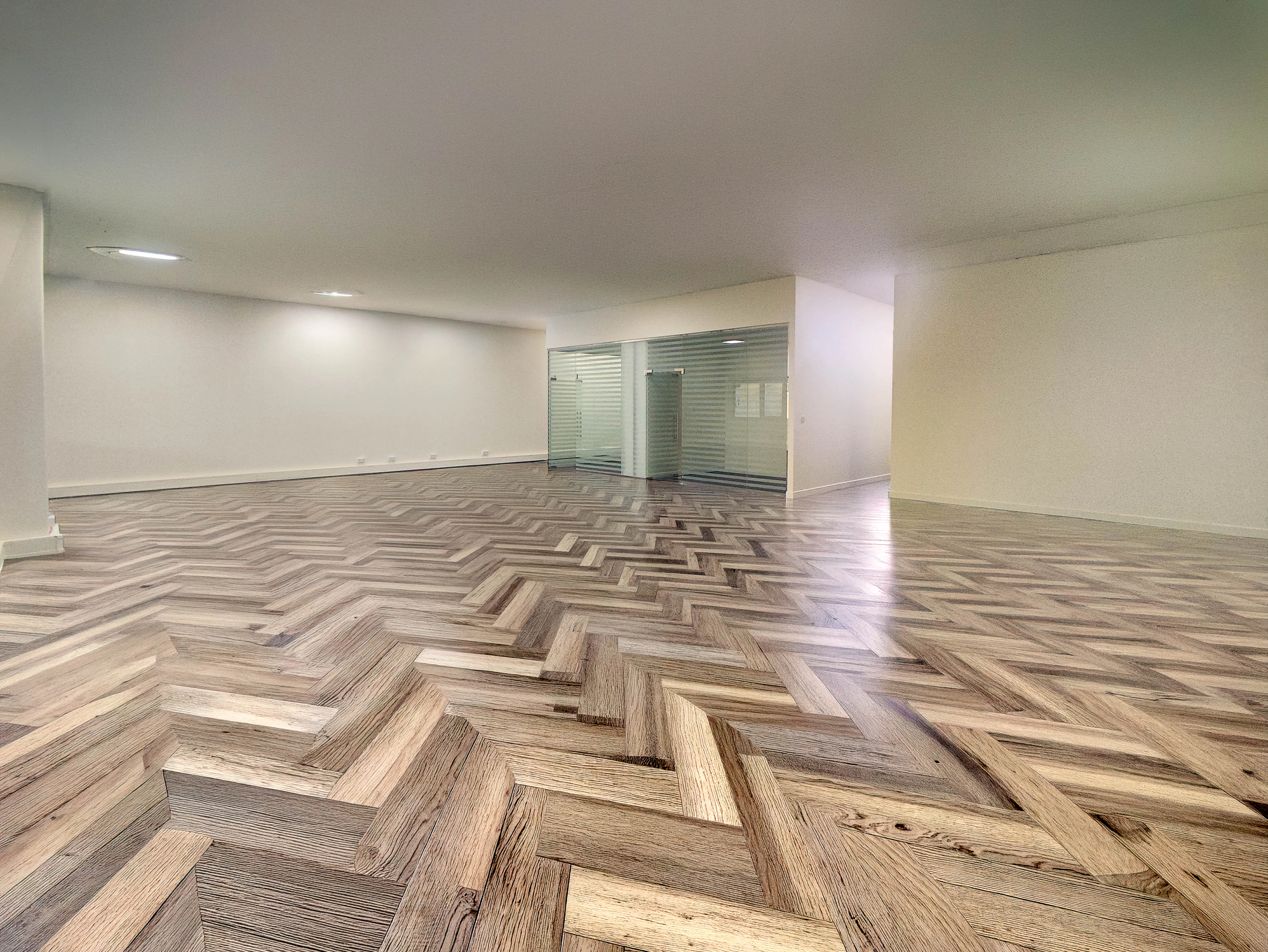 مكتب أنيق للإيجار بمساحة 190 متر مربع | المنصورة - الطريق الدائري ج