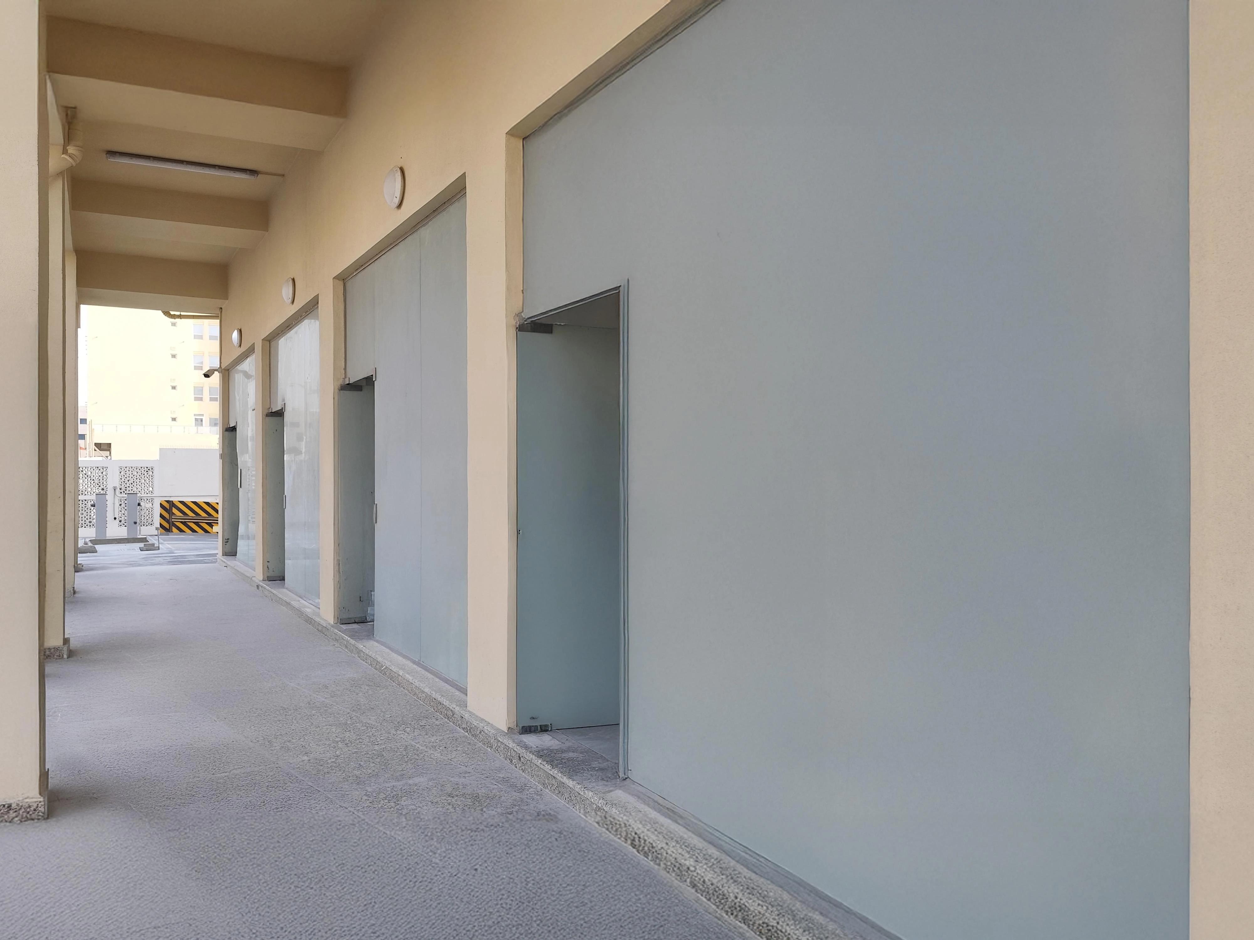 محل تجاري جديد للإيجار | الوعب | فترة سماح