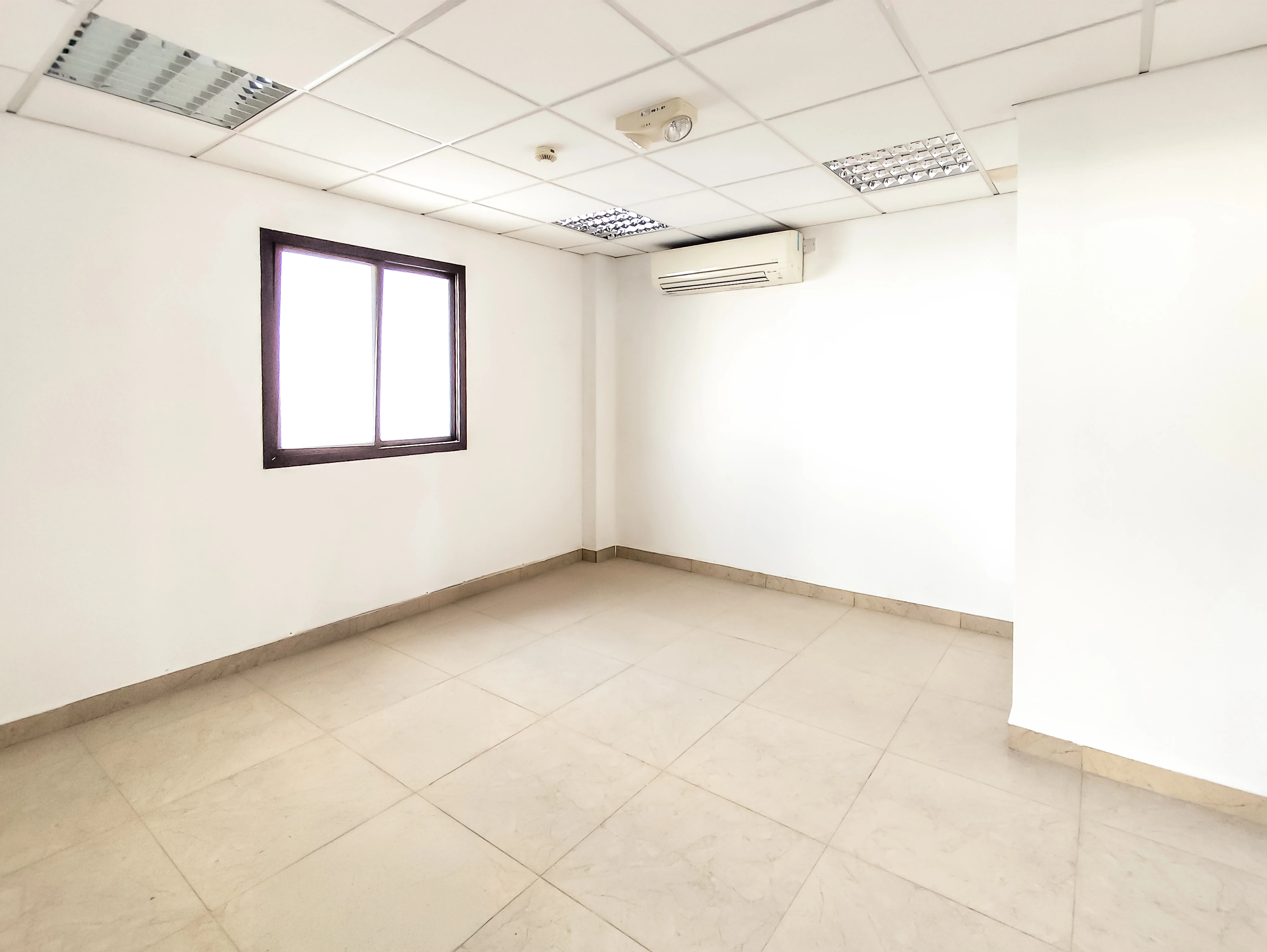 منشأة بمساحة 6500 متر مربع | مصنع للإيجار | مسيعيد