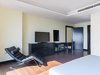 SERVICED TRIPLEX PENTHOUSE | ALL INCLUSIVE 4BR+MAID | WEST BAY