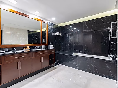 SERVICED TRIPLEX PENTHOUSE | ALL INCLUSIVE 4BR+MAID | WEST BAY