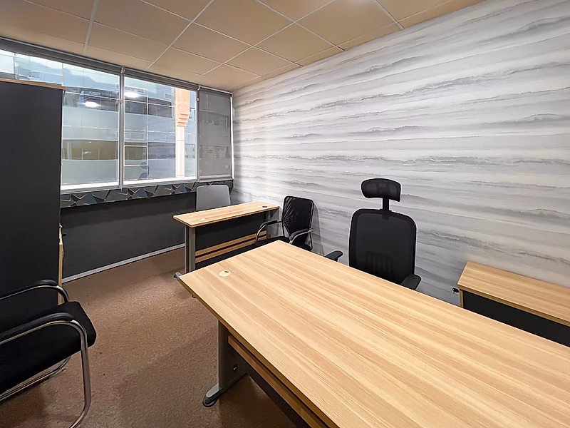 Fully Furnished 12 sqm Office for Rent in Al Corniche - Photo 1