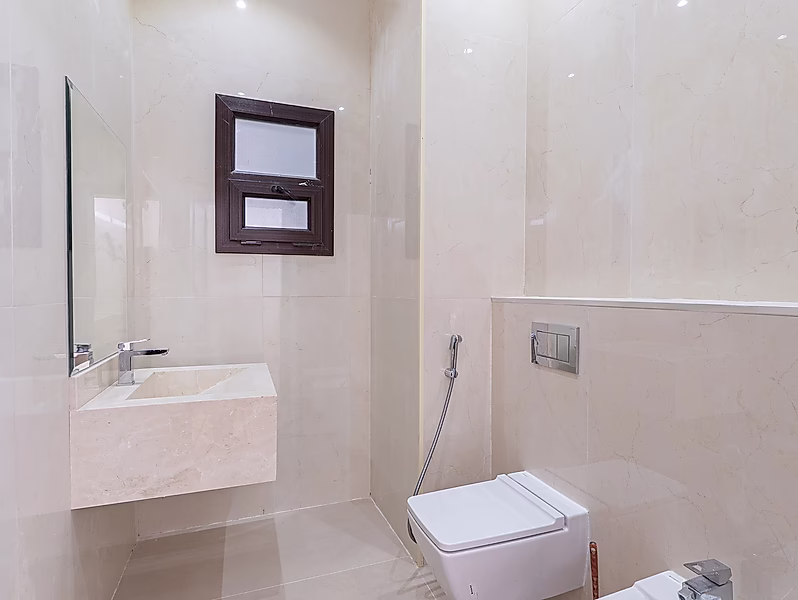MAJESTIC 7-BR VILLA | WADI LUSAIL OASIS - Photo 3