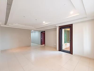 SPACIOUS AND BRIGHT 1-BEDROOM WITH TITLE DEED | PORTO