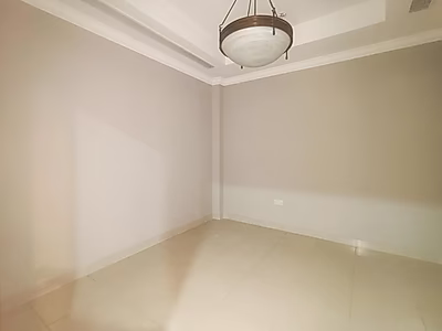 SPACIOUS AND BRIGHT 1-BEDROOM WITH TITLE DEED | PORTO