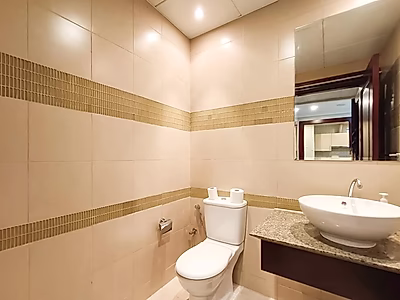 SPACIOUS AND BRIGHT 1-BEDROOM WITH TITLE DEED | PORTO