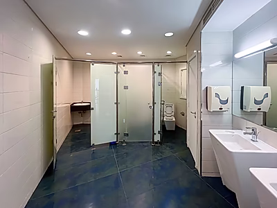 Prestigious 210 sqm Office in a Top Business Tower – West Bay