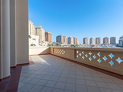 EXQUISITE 4 BEDROOM TOWNHOUSE | MARINA VIEW | PORTO