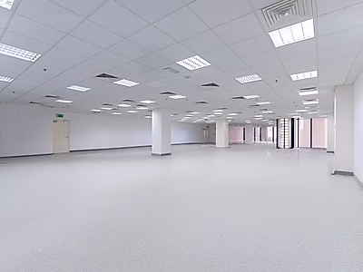 مكتب فاخر بمساحة 440 م² في منطقة المطار القديم