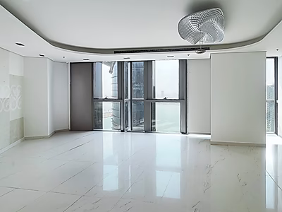 مساحة مكتبية مطلة على البحر في ويست باي | 201 متر مربع