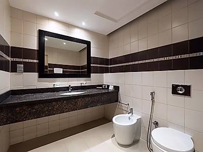 شقة راقية 3 غرف مع خادمة بنظام فندقي