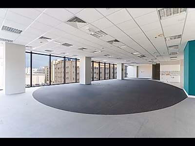 مكتب فاخر جاهز للإنتقال في منطقة المطار القديم | برج فاخر | 529 متر مربع