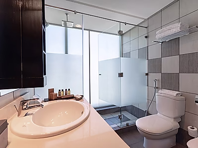 سكن فاخر بغرفتي نوم مع خدمات فندقية