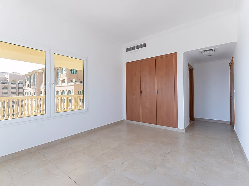 إقامة أنيقة بـ 3 غرف نوم | Porto Arabia الحصرية - Photo 9