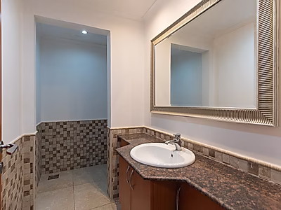 ENORMOUS 3 BEDROOM + MAID APARTMENT | HUGE LAYOUT | PORTO