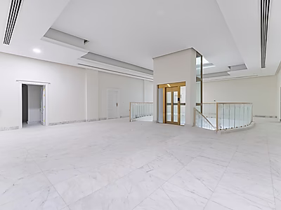 قصر الواجهة البحرية | فيلا فاخرة بإطلالة بحرية مباشرة في لوسيل – الوترفرونت