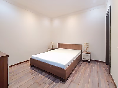 شقة أنيقة بثلاث غرف نوم | الدوحة الجديدة