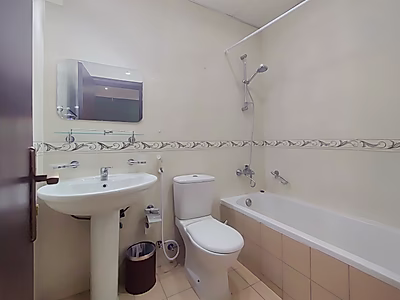 شقة أنيقة بثلاث غرف نوم | الدوحة الجديدة