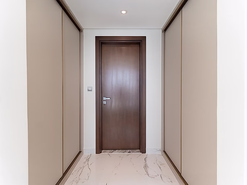 Luxurious Waterfront Living | Marina District - Photo 7