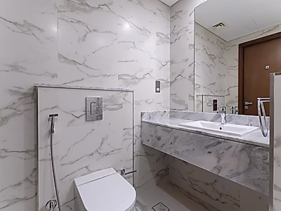 Luxurious Waterfront Living | Marina District