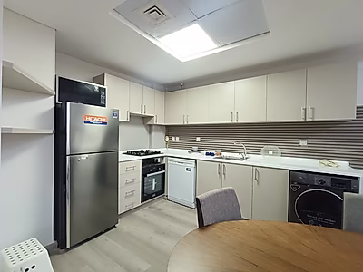 PRIME AND REFINED 3 BEDROOM APARTMENT | READY TO MOVE | FOX HILLS