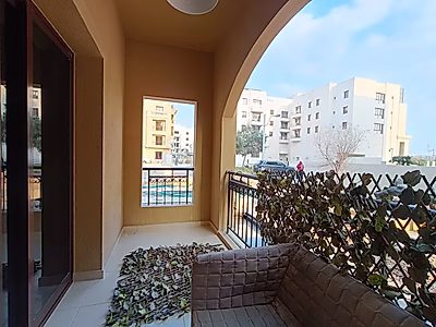 PRIME AND REFINED 3 BEDROOM APARTMENT | READY TO MOVE | FOX HILLS