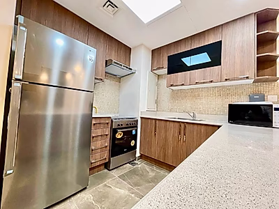 شقة فاخرة واسعة جداً من غرفتي نوم – في لوسيل