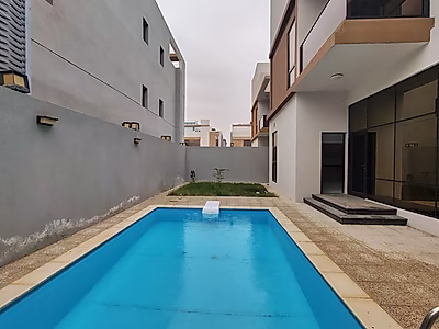 الحياة الفاخرة في السيميسمة | 5+ غرف نوم