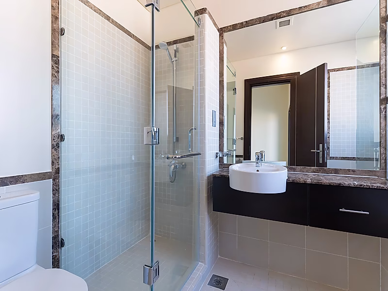 CHIC 2 BEDROOM TOWNHOUSE | PRIME LOCATION | PEARL - Photo 13
