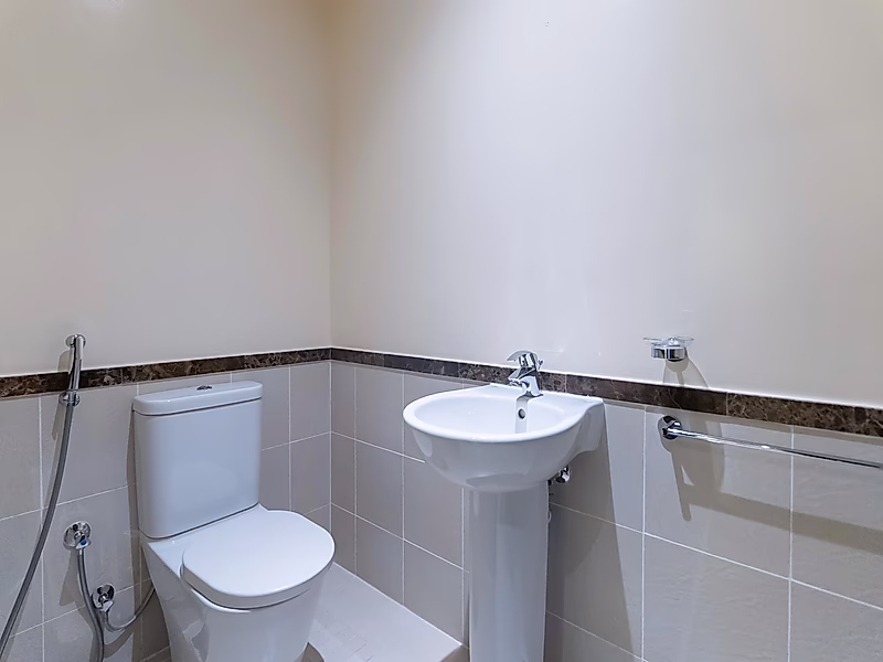 CHIC 2 BEDROOM TOWNHOUSE | PRIME LOCATION | PEARL - Photo 14