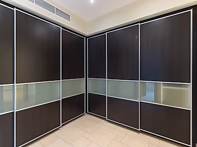 شقة أنيقة بثلاث غرف نوم | قنوات كواتير