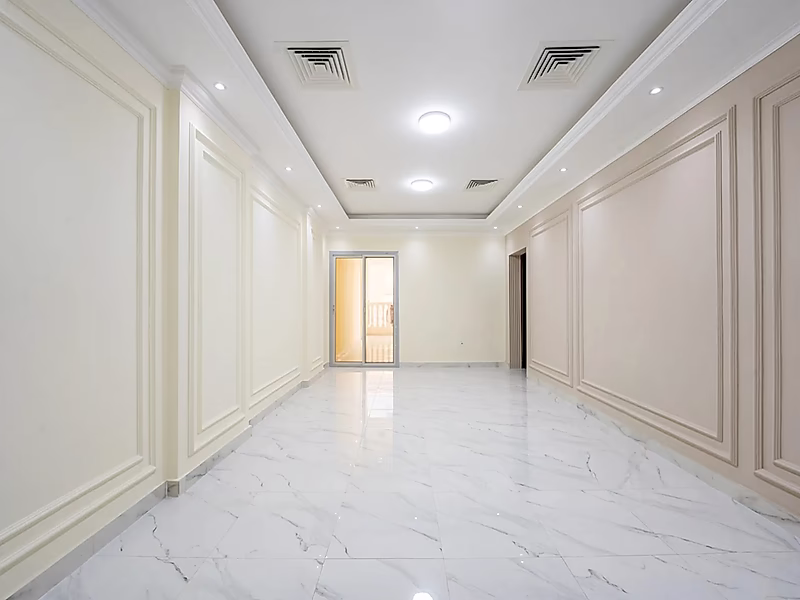 2BR Apartment in Fox hills | Big Terrace & Closed Kitchen | Low Service Charge - Photo 1