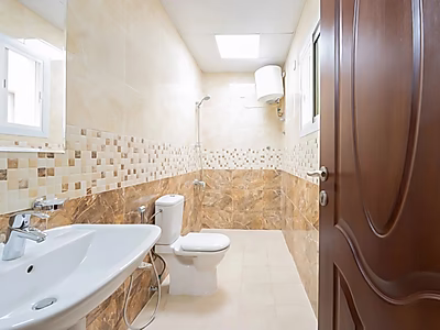 2BR Apartment in Fox hills | Big Terrace & Closed Kitchen | Low Service Charge