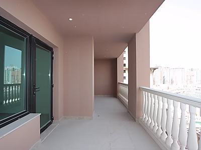 BREATHTAKING VIEW! 2 BEDROOM APARTMENT IN PORTO