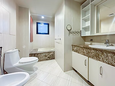 ELEGANTLY REFINED 2 BEDROOM + MAID | SEA VIEW | PORTO