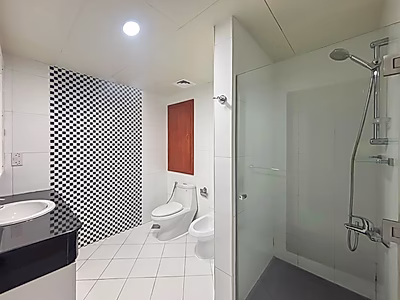 ELEGANTLY REFINED 2 BEDROOM + MAID | SEA VIEW | PORTO