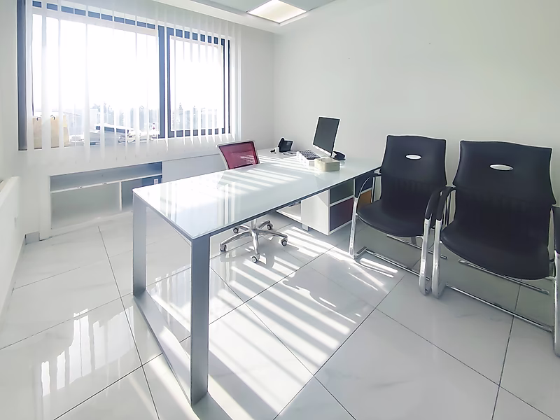 مكتب مجهز بالكامل بمساحة 250 متر مربع | الطريق الدائري C، المنتزه - Photo 6