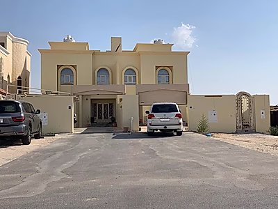 فيلاين متلاصقتين للبيع – أم عبيرية