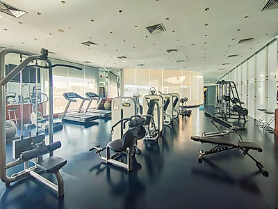 فيلا رائعة بـ 5 غرف نوم | خليج الغرب