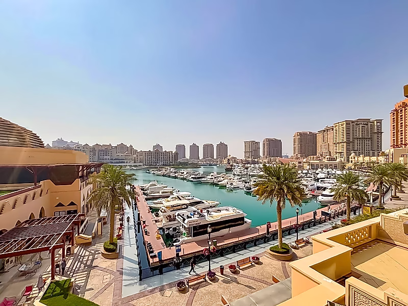 Stunning Townhouse for Rent in Porto Arabia – Full Marina View - Photo 1