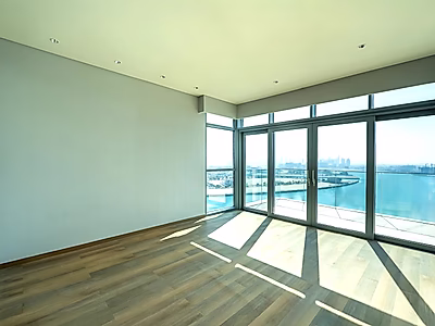 إطلالة بحرية مباشرة وكاملة | بنتهاوس 4 غرف + غرفة خادمة