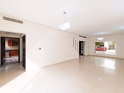 فيلا 4 غرف نوم + خادمة في مجمع عائلي - الوعب