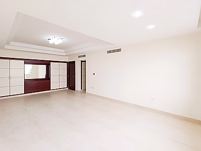 فيلا 4 غرف نوم + خادمة في مجمع عائلي - الوعب