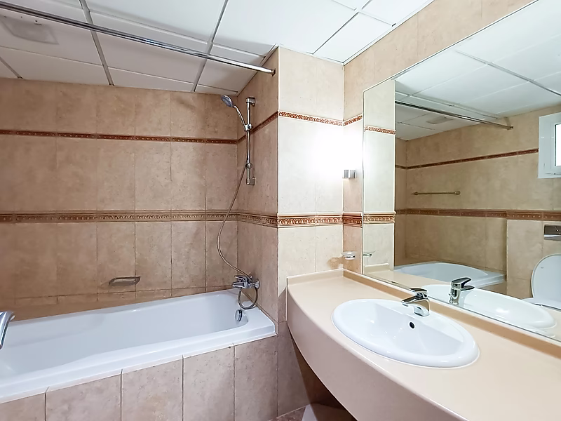 4BR+Maid Villa in a Family- Friendly Compound - Al Waab - Photo 11