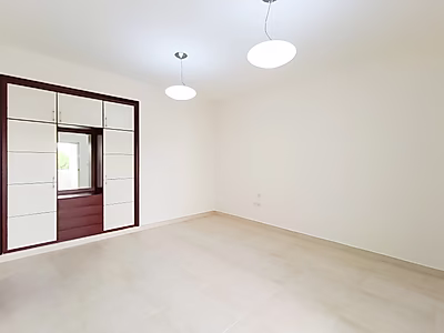 فيلا 4 غرف نوم + خادمة في مجمع عائلي - الوعب