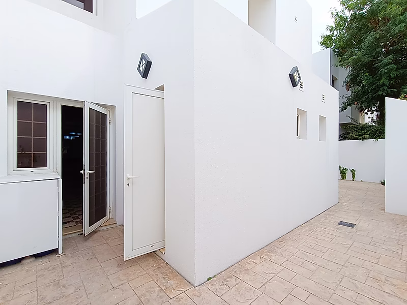 4BR+Maid Villa in a Family- Friendly Compound - Al Waab - Photo 16