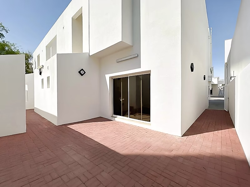 4BR+Maid Villa in a Family- Friendly Compound - Al Waab - Photo 18