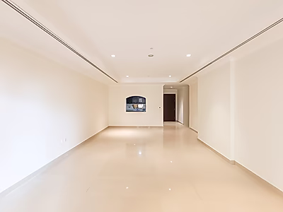 Exclusive 1BR Rental | Stunning Marina View