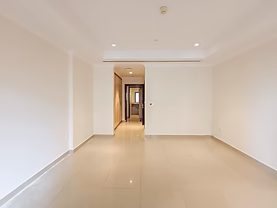 Exclusive 1BR Rental | Stunning Marina View